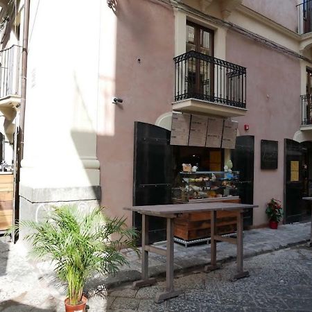 קטאניה Vuciata Apartments מראה חיצוני תמונה